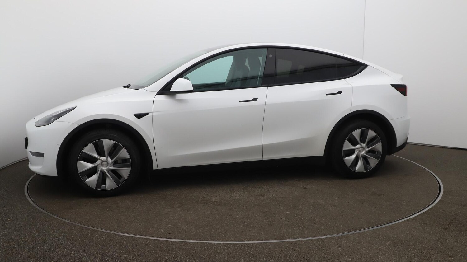 Used Tesla Model Y 2022 for sale - 75915231: Photo 65