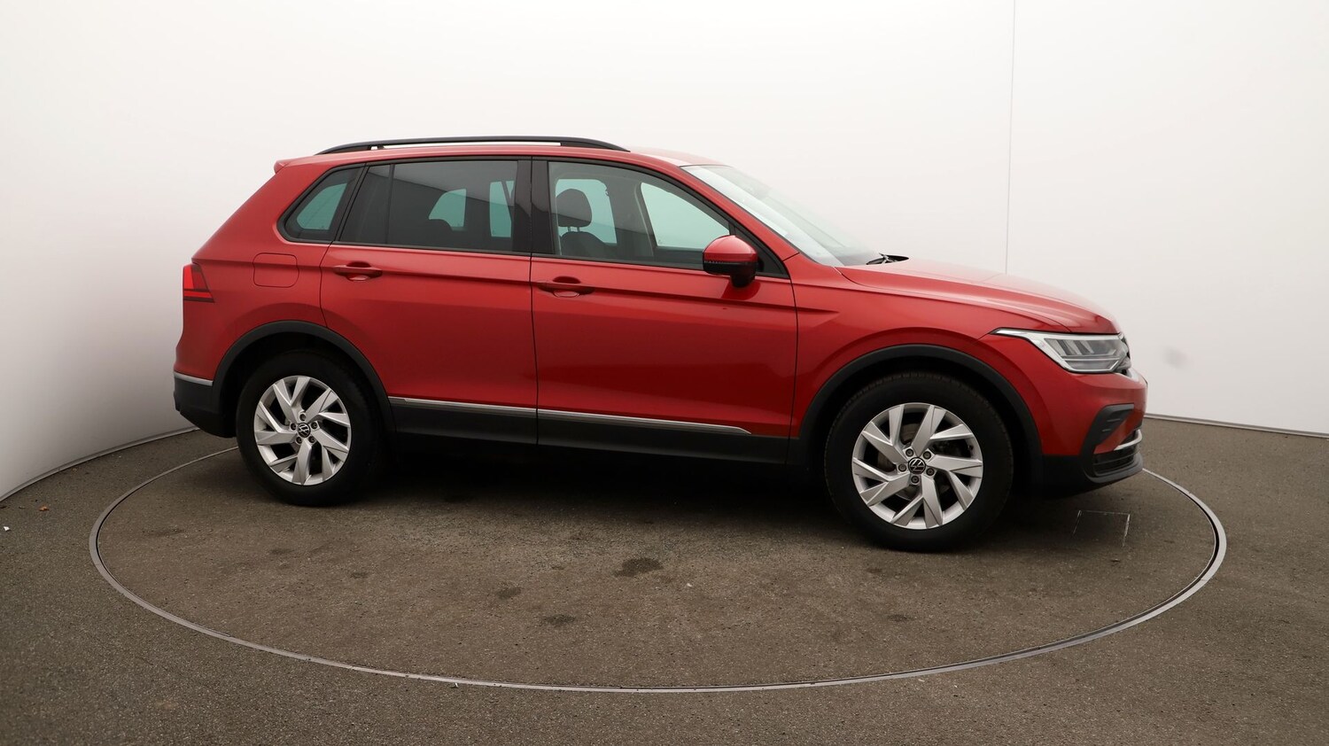Used Volkswagen Tiguan for sale - 76809894: Photo 41