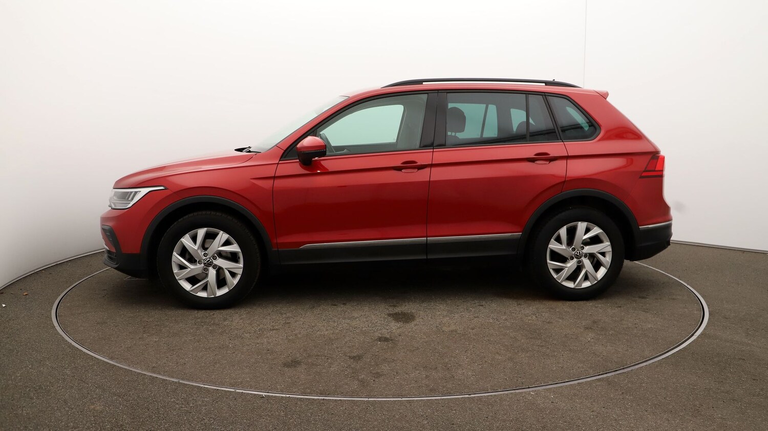 Used Volkswagen Tiguan for sale - 76809894: Photo 58