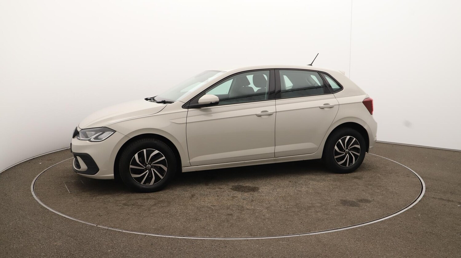 Used Volkswagen Polo 2022 for sale - 76084673: Photo 68