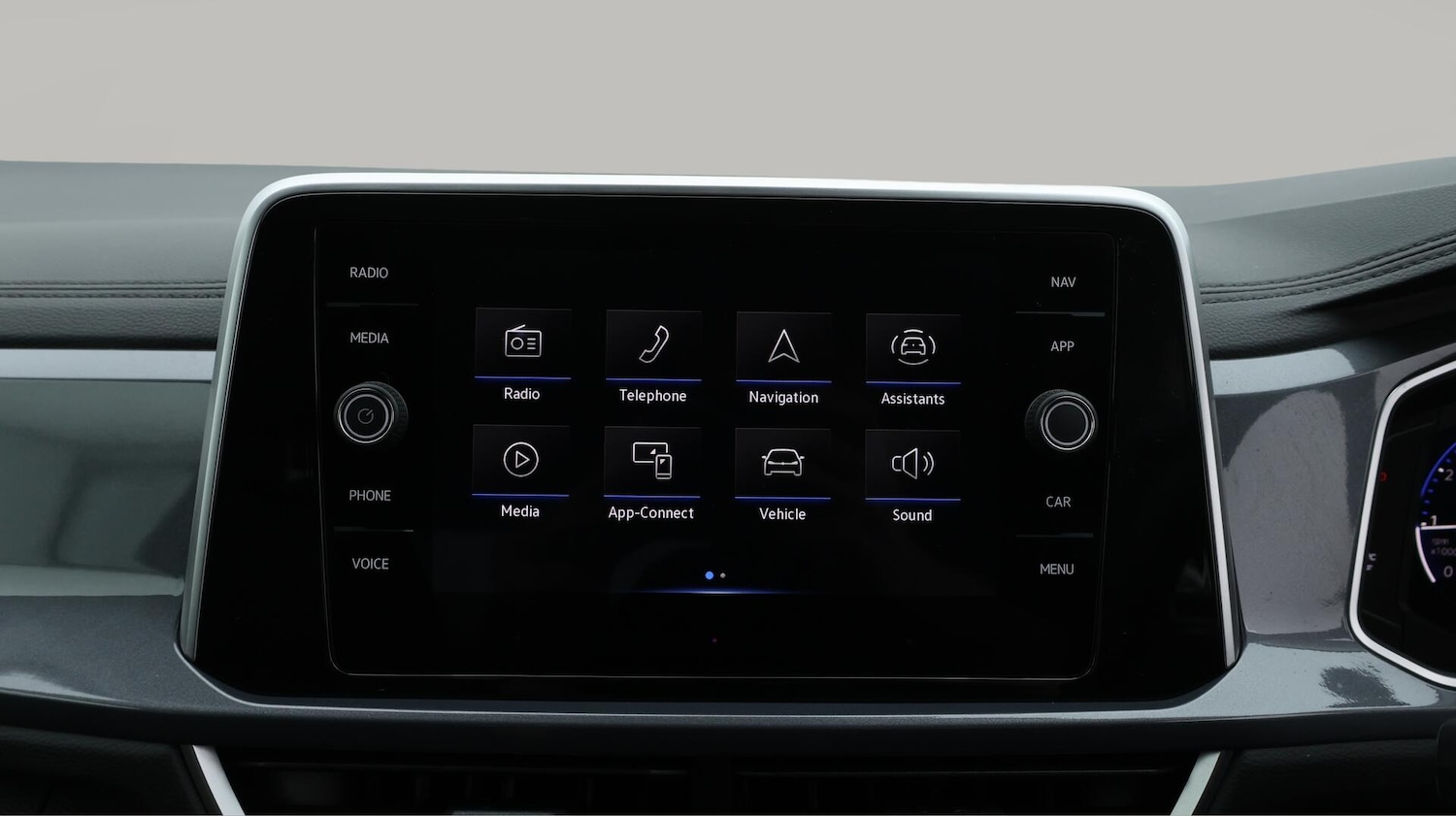 Used Volkswagen T-Roc 2023 for sale - 76608209: Photo 12