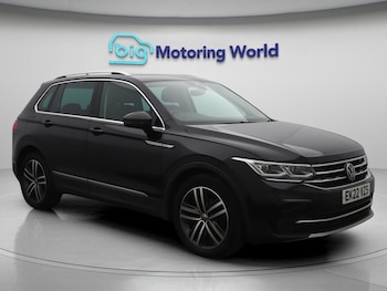 Volkswagen - Tiguan