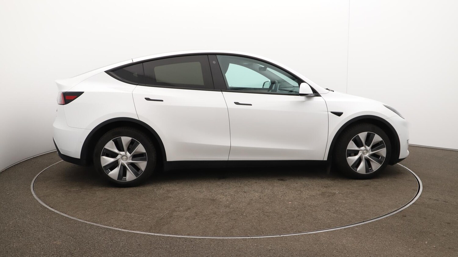 Used Tesla Model Y 2022 for sale - 75965398: Photo 53