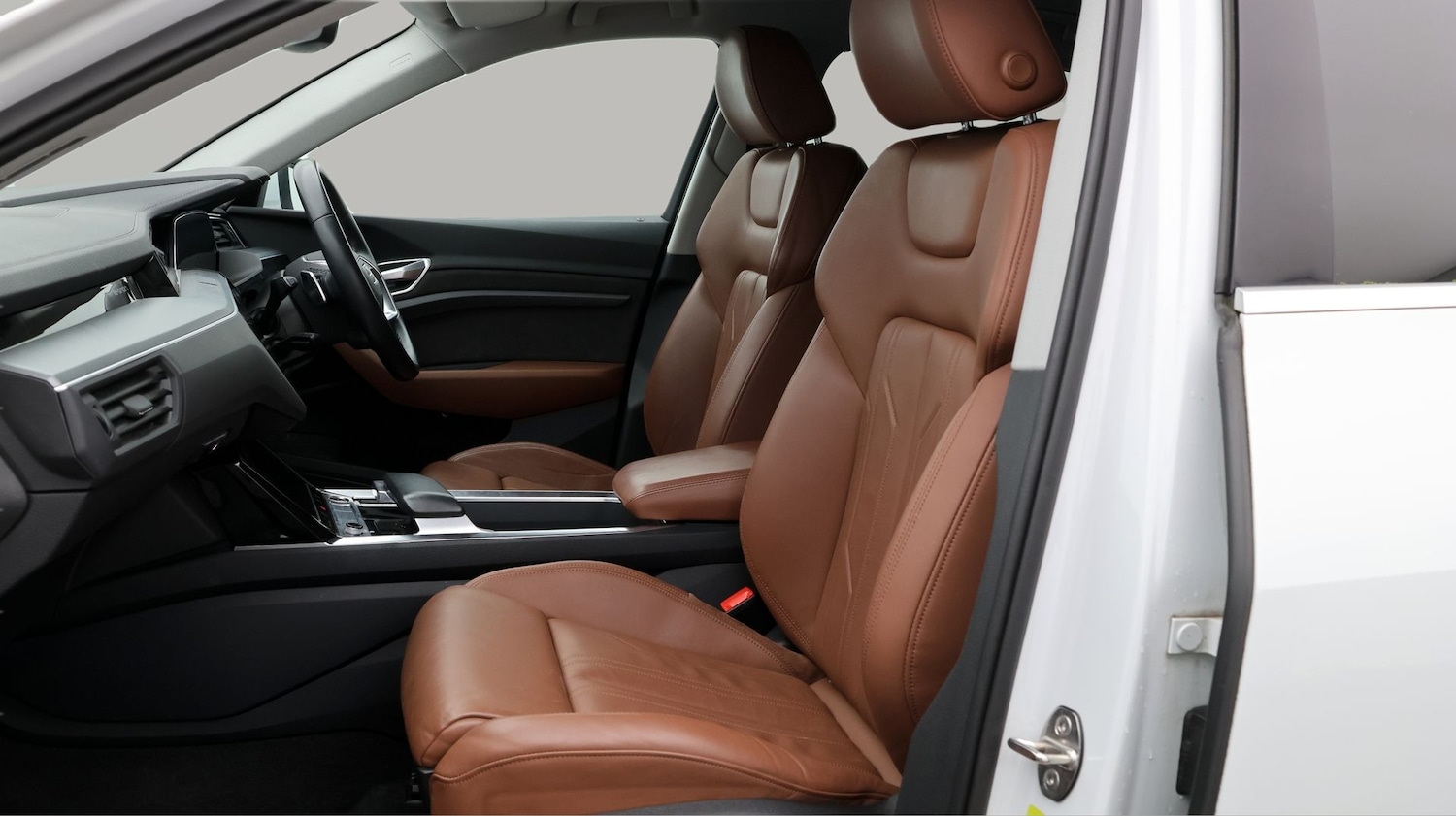 Used Audi e-tron 2021 for sale - 77749680: Photo 14