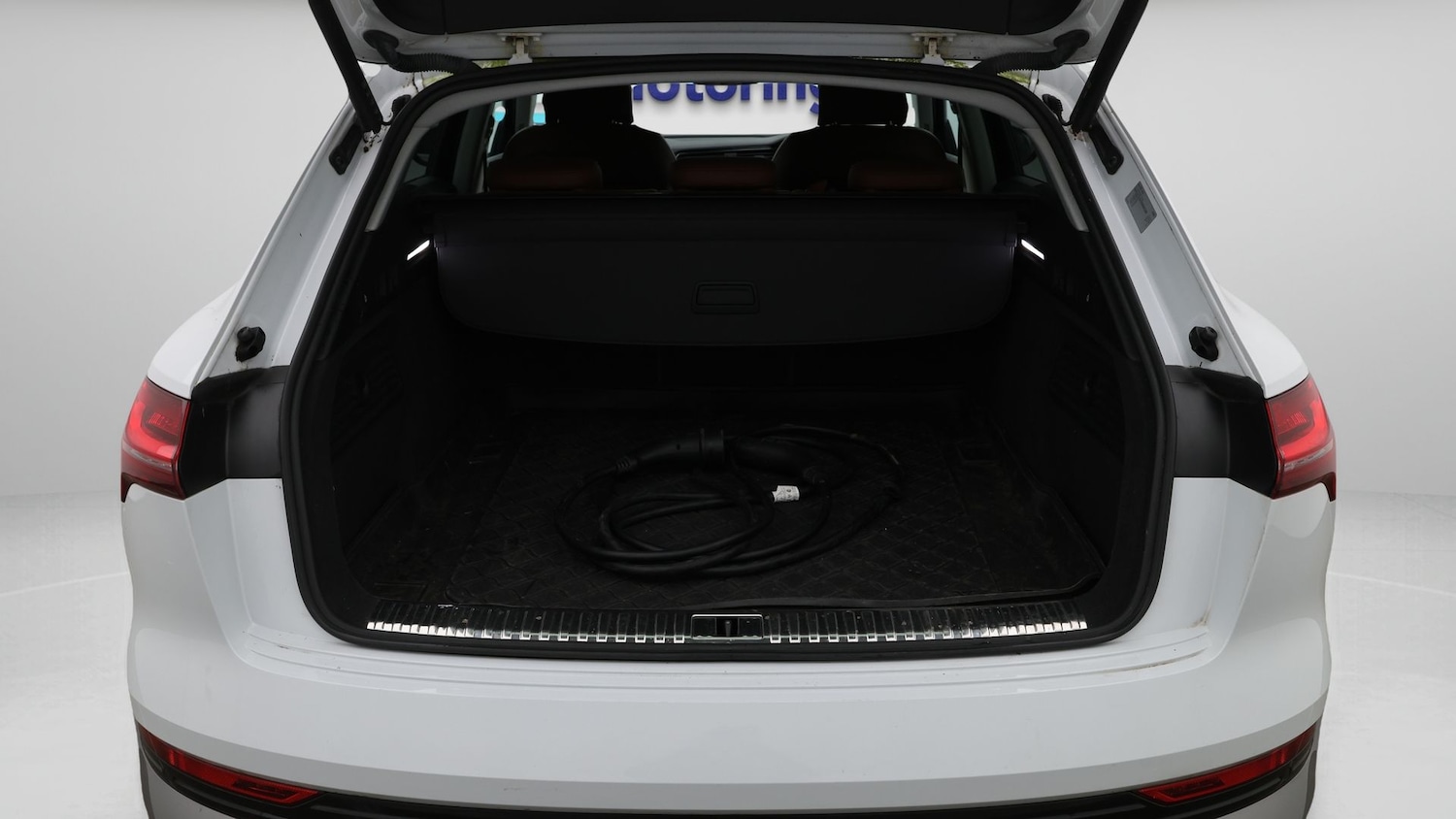 Used Audi e-tron 2021 for sale - 77749680: Photo 17