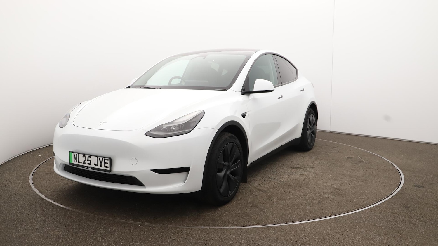 Used Tesla Model Y 2025 for sale - 76136387: Photo 14