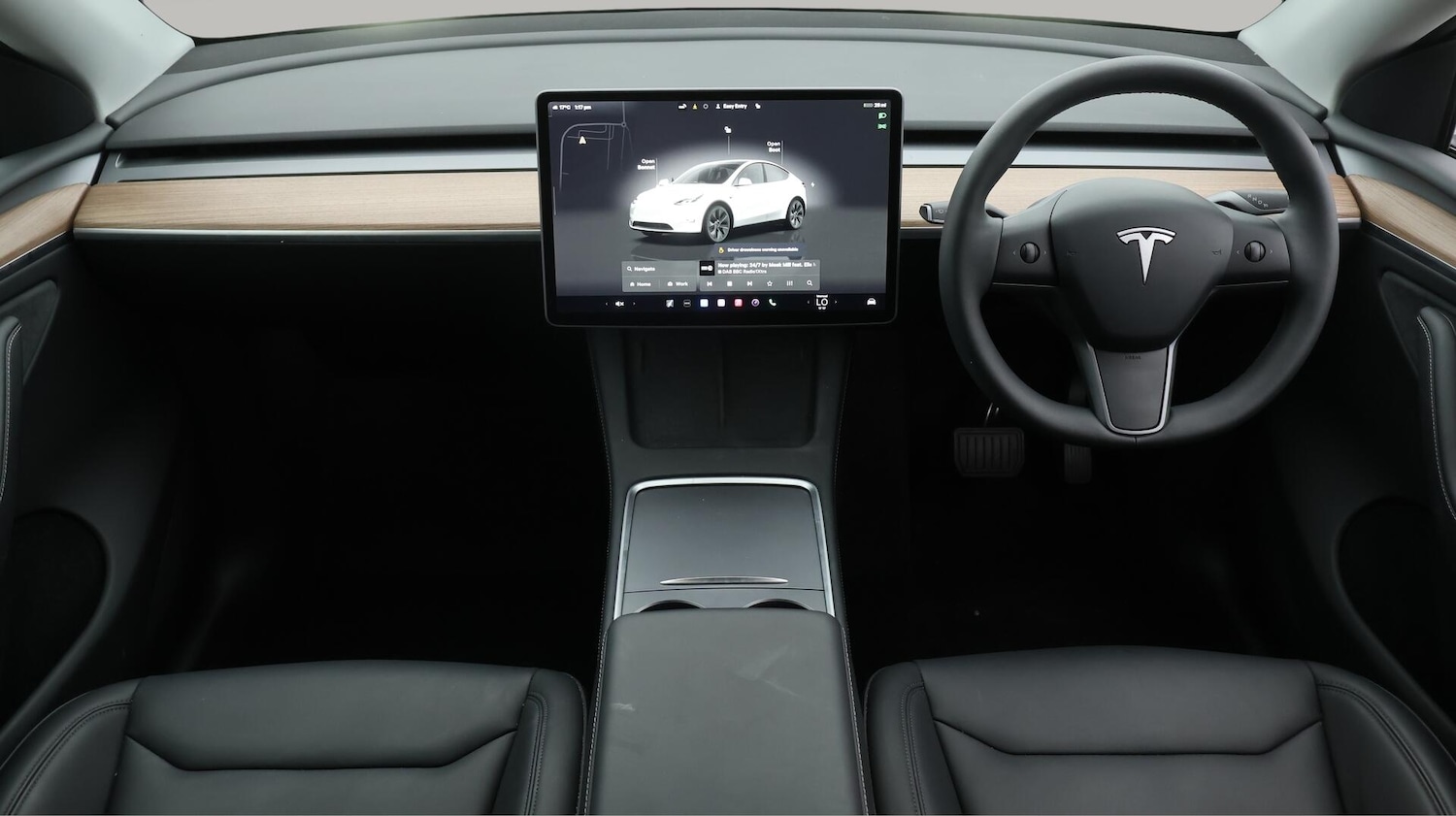Used Tesla Model Y 2025 for sale - 76136387: Photo 19