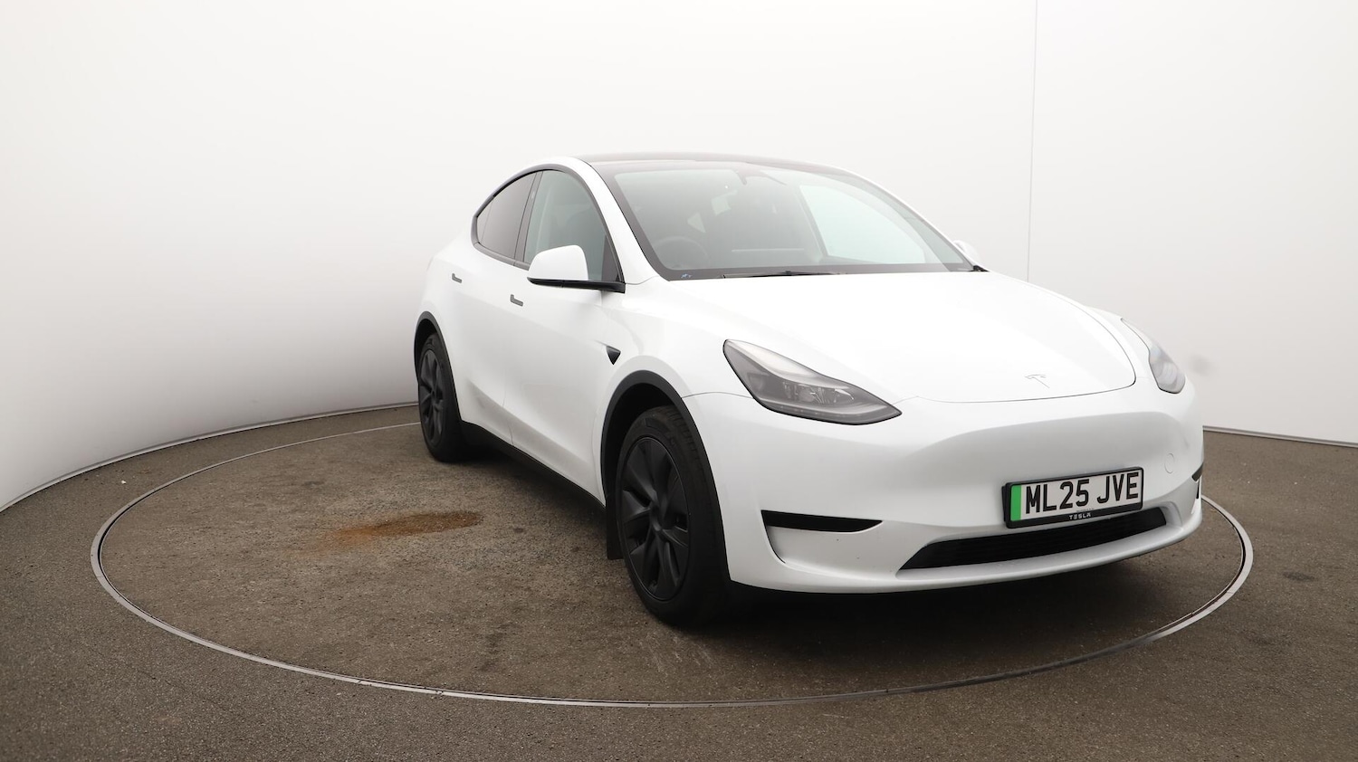 Used Tesla Model Y 2025 for sale - 76136387: Photo 24