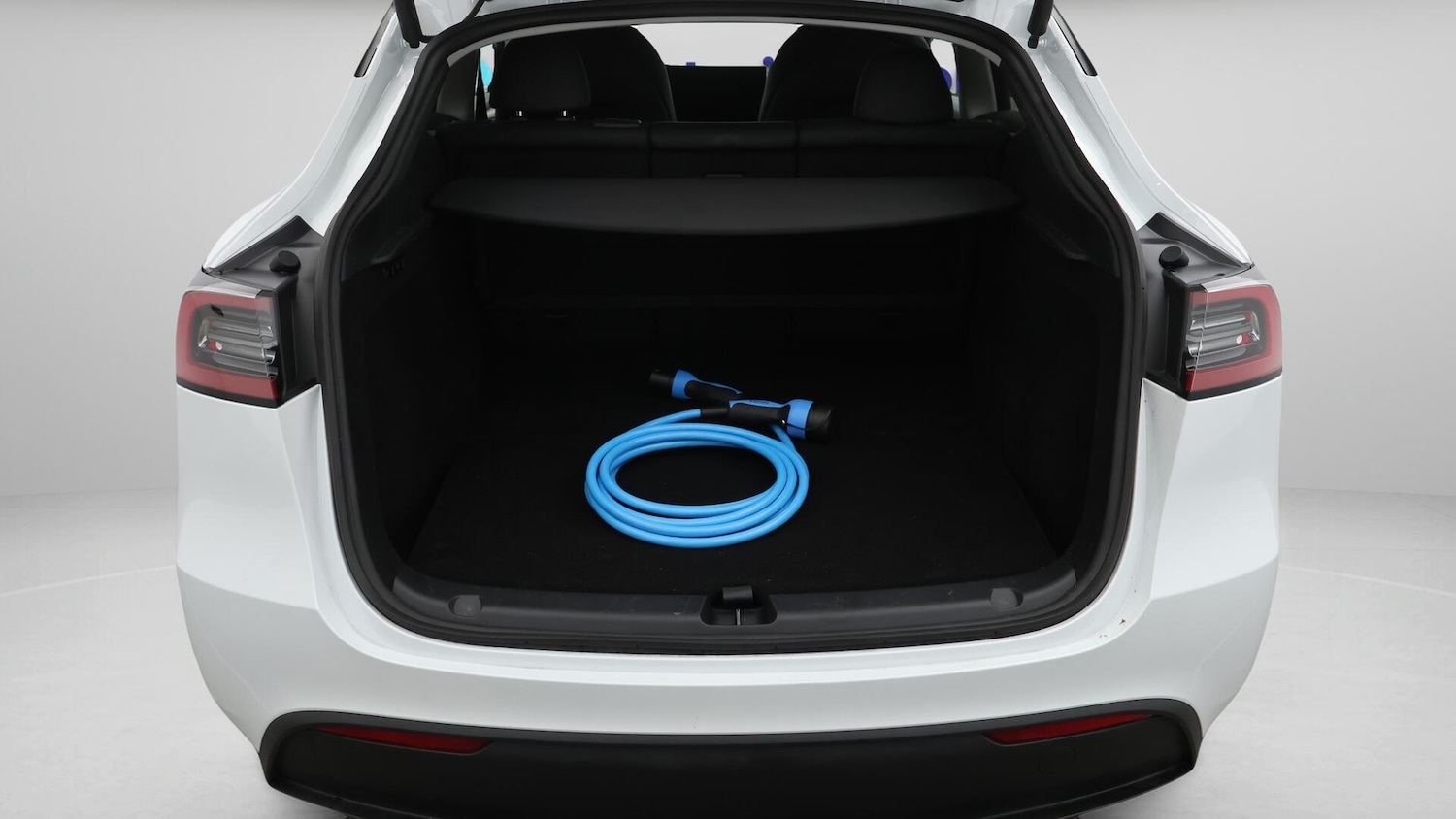 Used Tesla Model Y 2025 for sale - 76136387: Photo 27