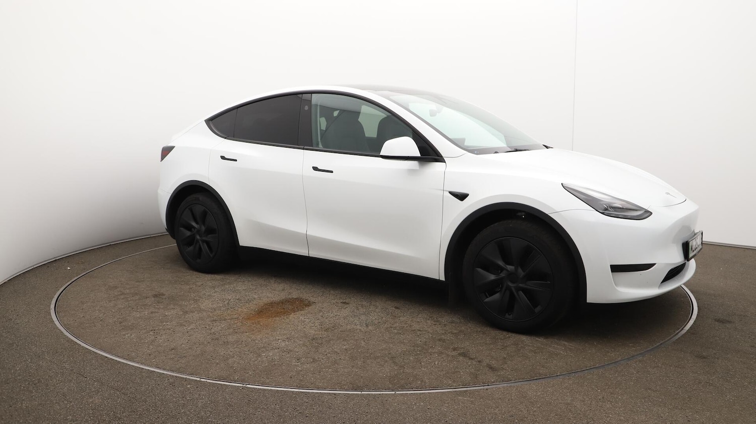Used Tesla Model Y 2025 for sale - 76136387: Photo 30