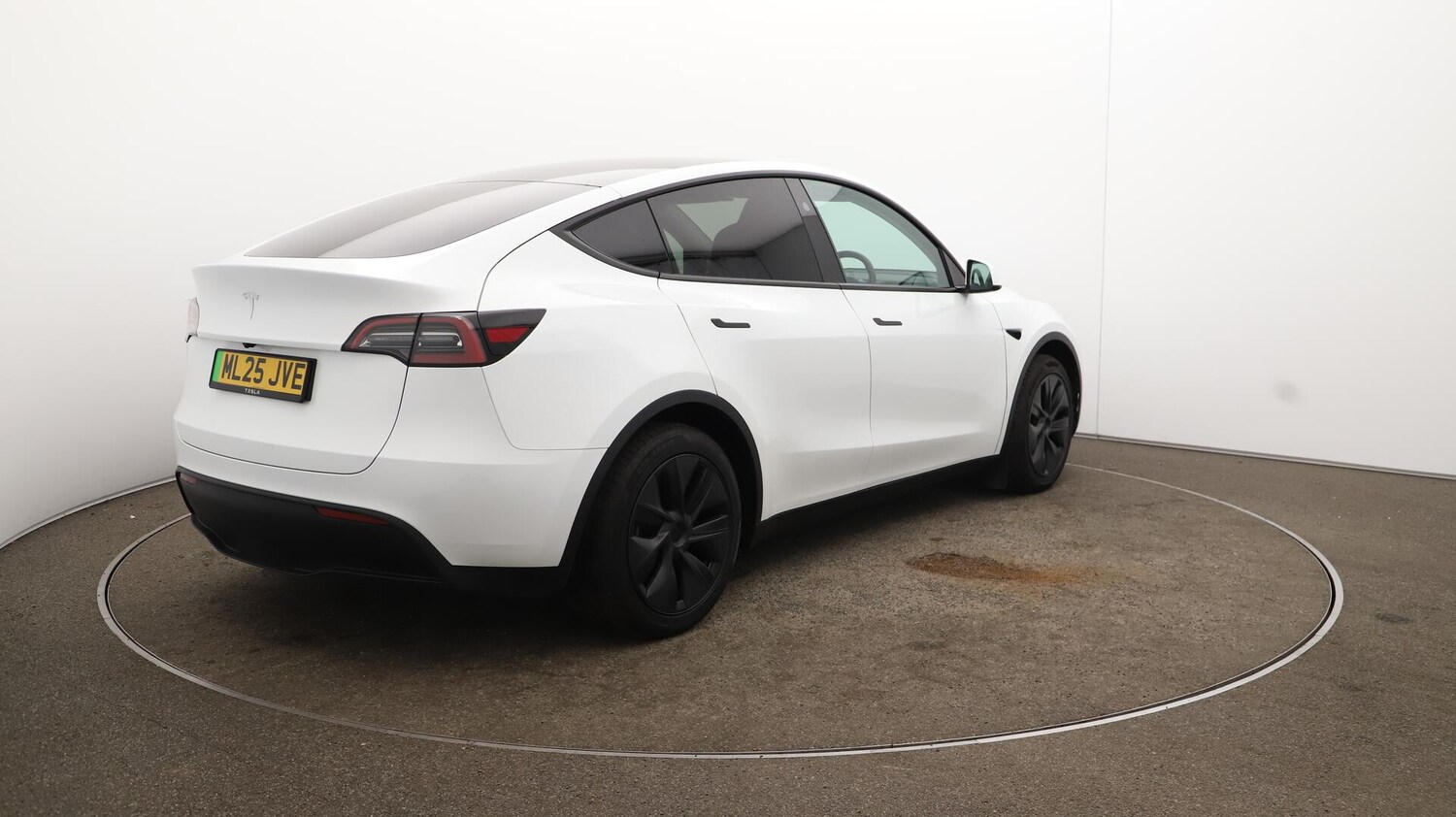 Used Tesla Model Y 2025 for sale - 76136387: Photo 49