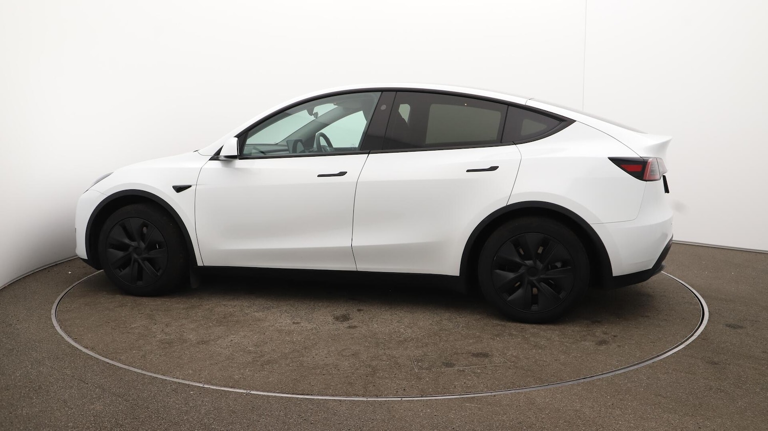 Used Tesla Model Y 2025 for sale - 76136387: Photo 57