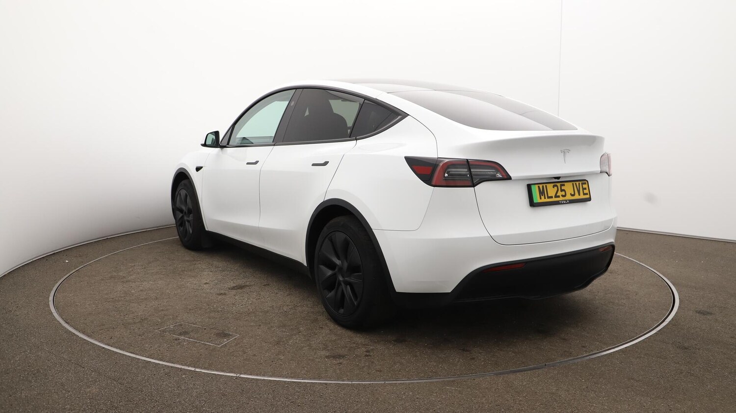 Used Tesla Model Y 2025 for sale - 76136387: Photo 63