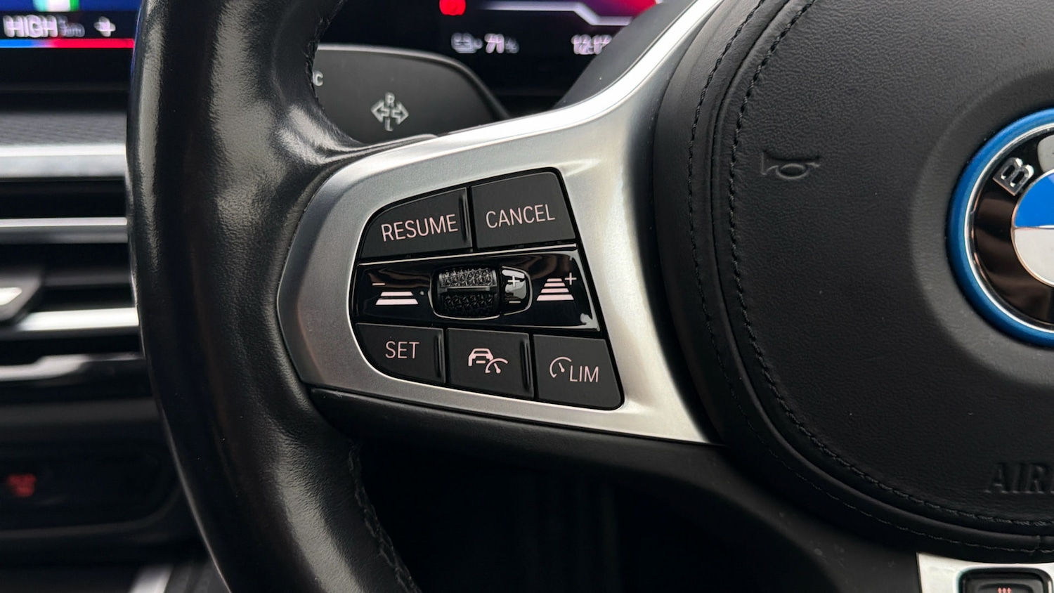 Used BMW i4 2022 for sale - 77872370: Photo 25