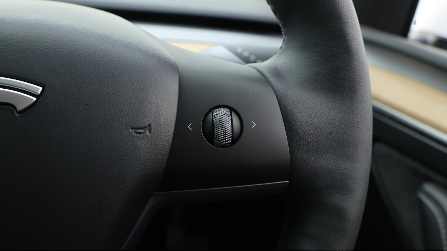 Used Tesla Model Y 2023 for sale - 76188839: Photo 24