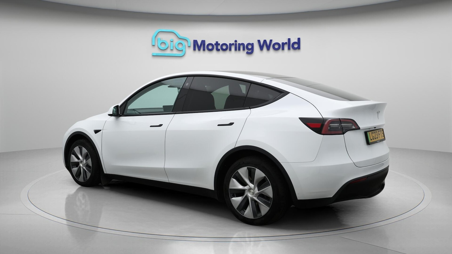 Used Tesla Model Y 2023 for sale - 76188839: Photo 6