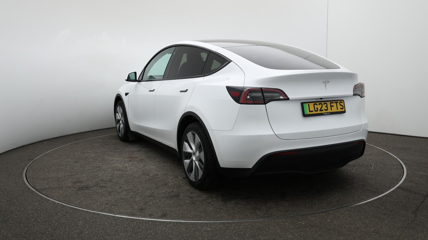 Used Tesla Model Y 2023 for sale - 76188839: Photo 60