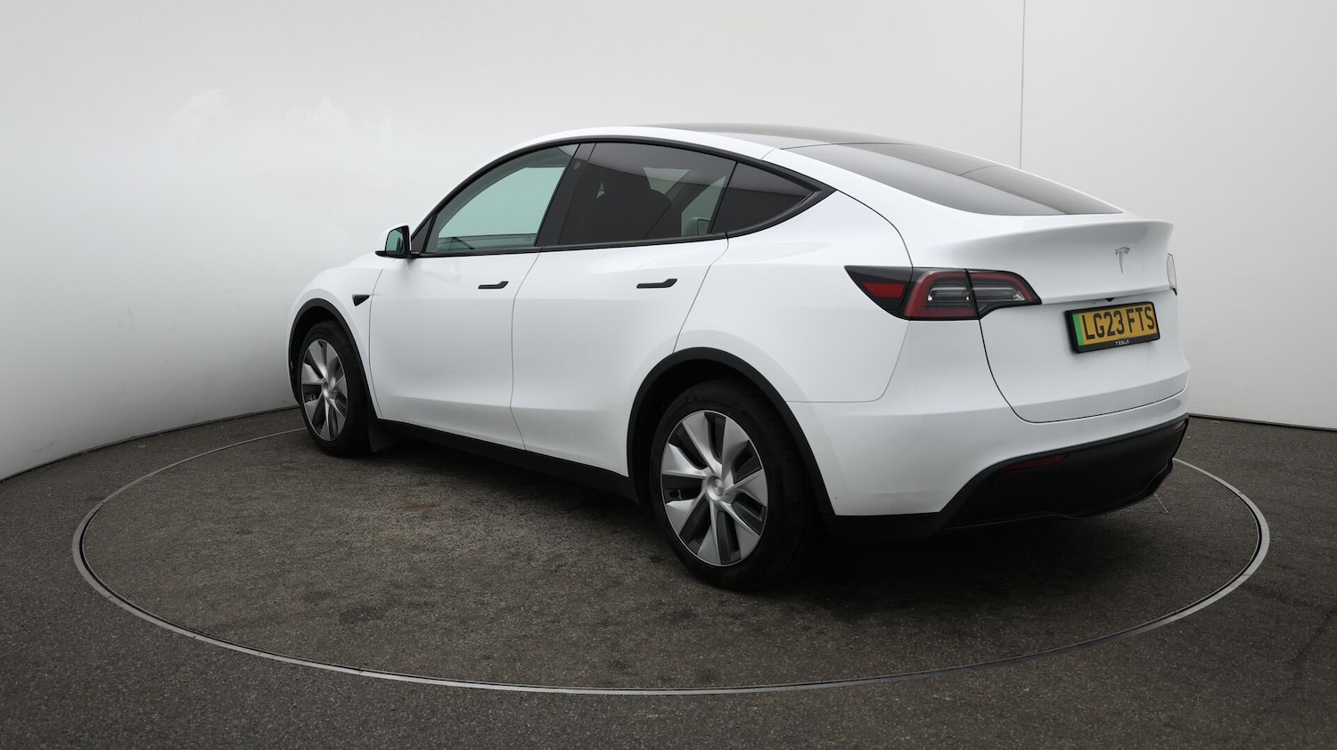 Used Tesla Model Y 2023 for sale - 76188839: Photo 61