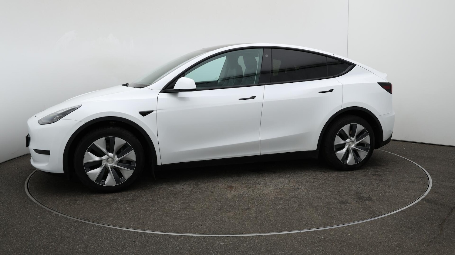Used Tesla Model Y 2023 for sale - 76188839: Photo 65
