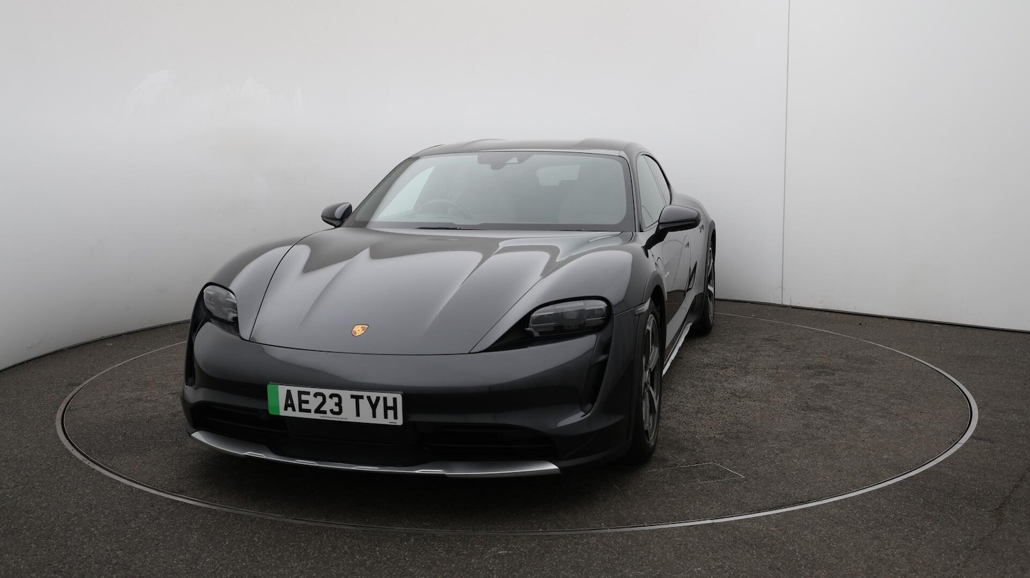 Used Porsche Taycan 2023 for sale - 76167457: Photo 31