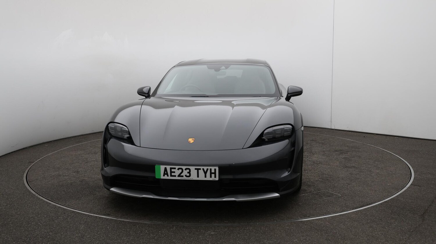 Used Porsche Taycan 2023 for sale - 76167457: Photo 32