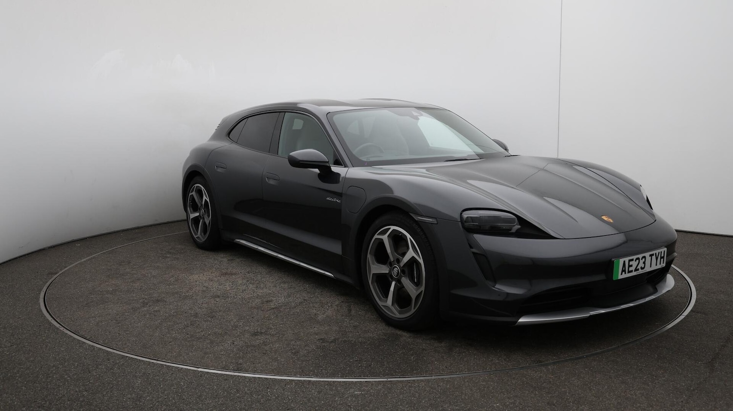 Used Porsche Taycan 2023 for sale - 76167457: Photo 36