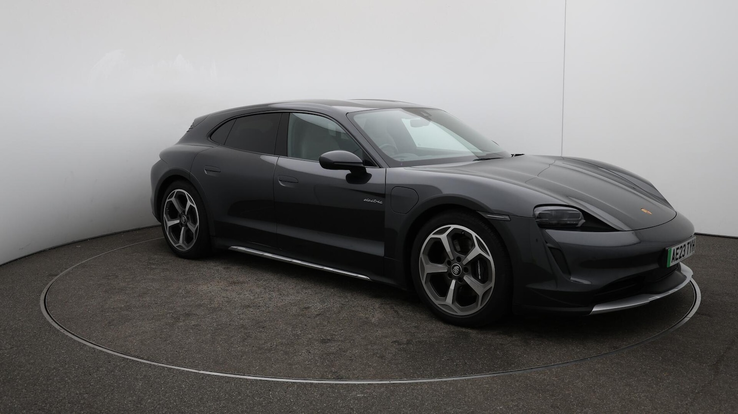 Used Porsche Taycan 2023 for sale - 76167457: Photo 37