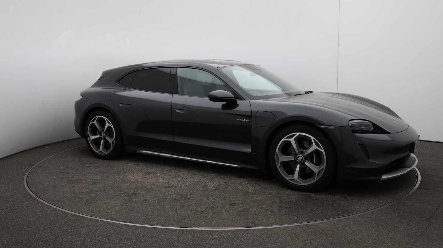 Used Porsche Taycan 2023 for sale - 76167457: Photo 38