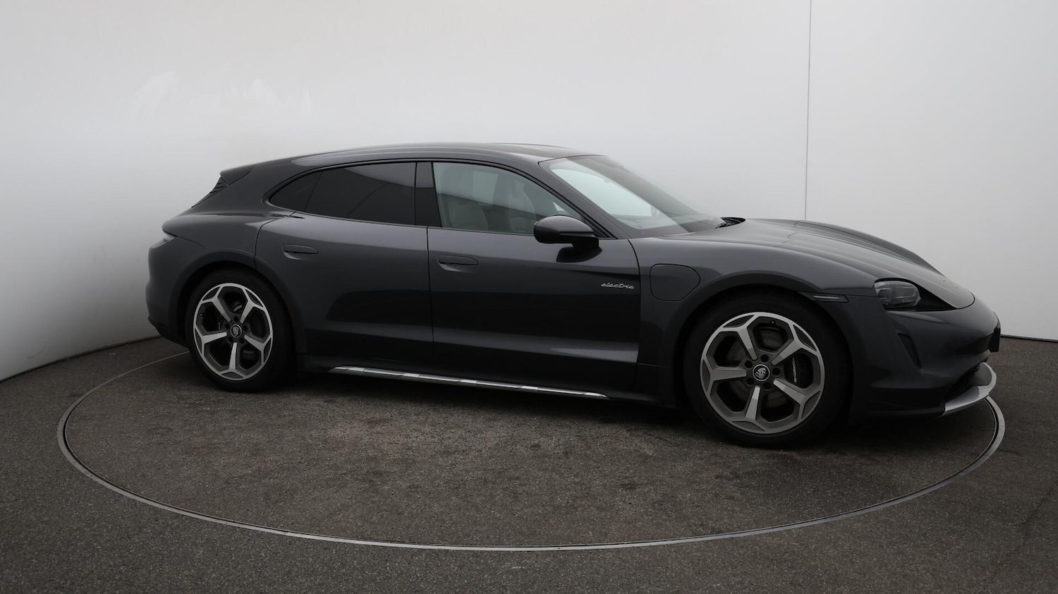 Used Porsche Taycan 2023 for sale - 76167457: Photo 39