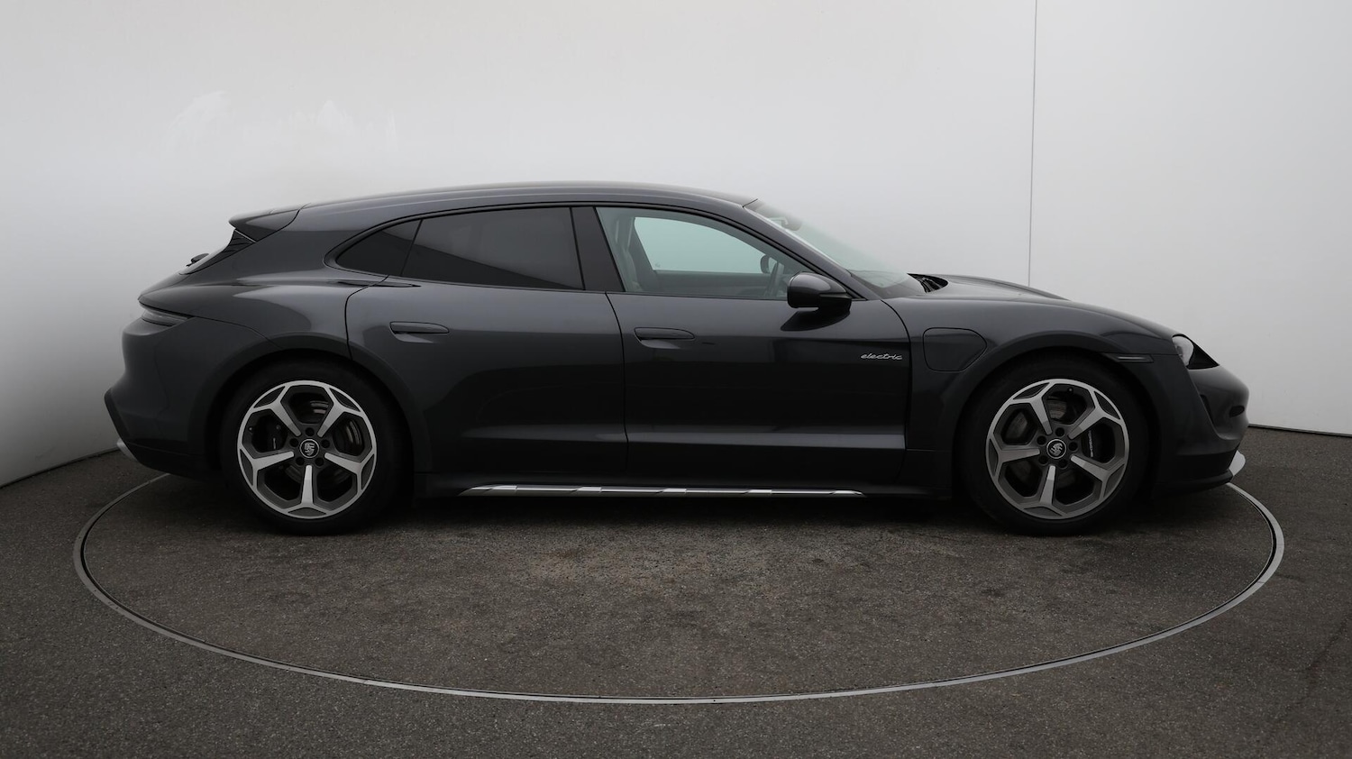 Used Porsche Taycan 2023 for sale - 76167457: Photo 42