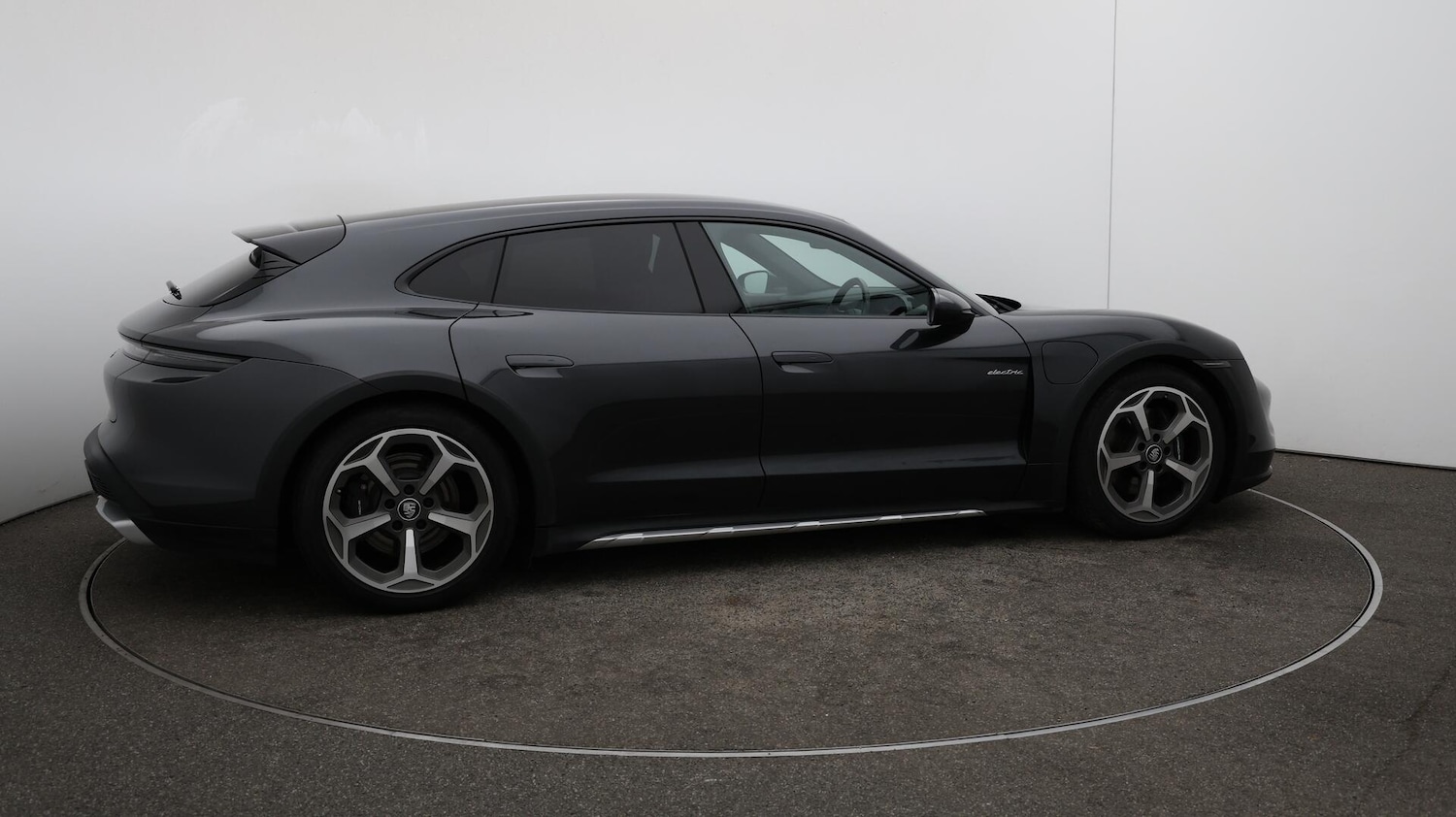 Used Porsche Taycan 2023 for sale - 76167457: Photo 44