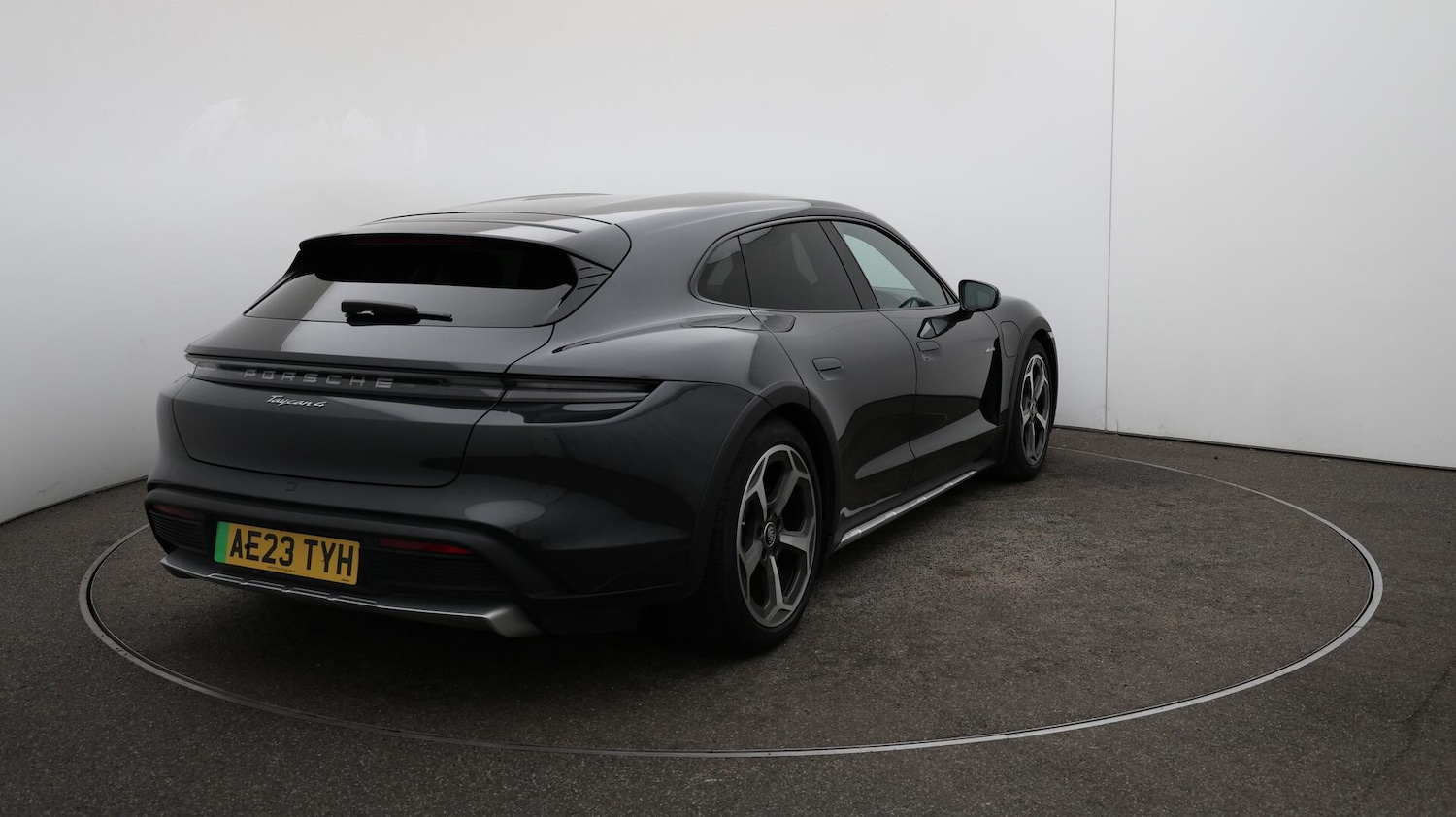 Used Porsche Taycan 2023 for sale - 76167457: Photo 48