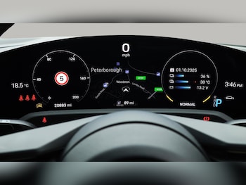 Used Porsche Taycan 2023 for sale - 76167457: Photo