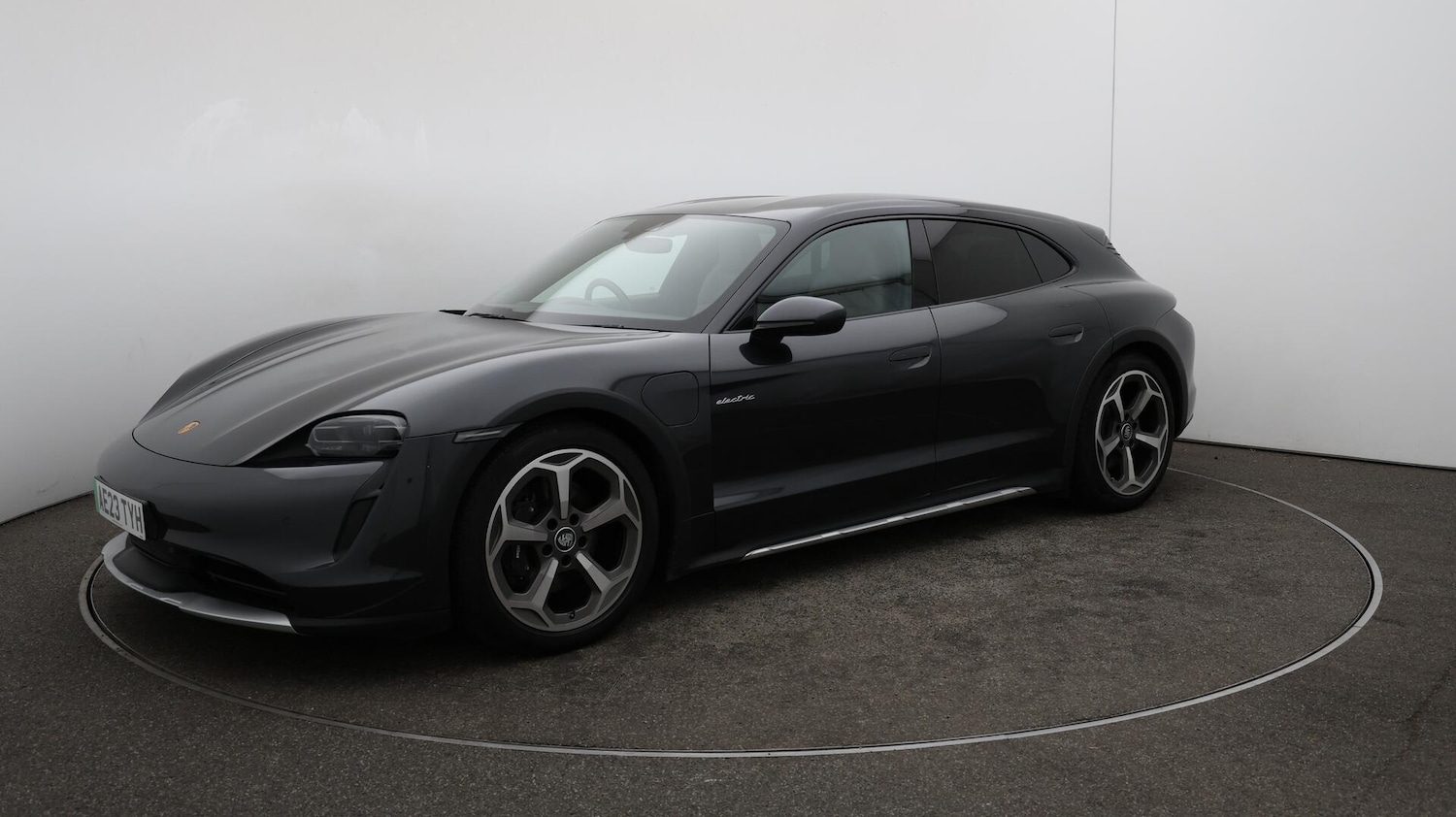 Used Porsche Taycan 2023 for sale - 76167457: Photo 61