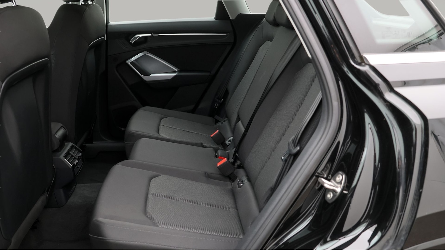 Used Audi Q3 for sale - 77337438: Photo 16