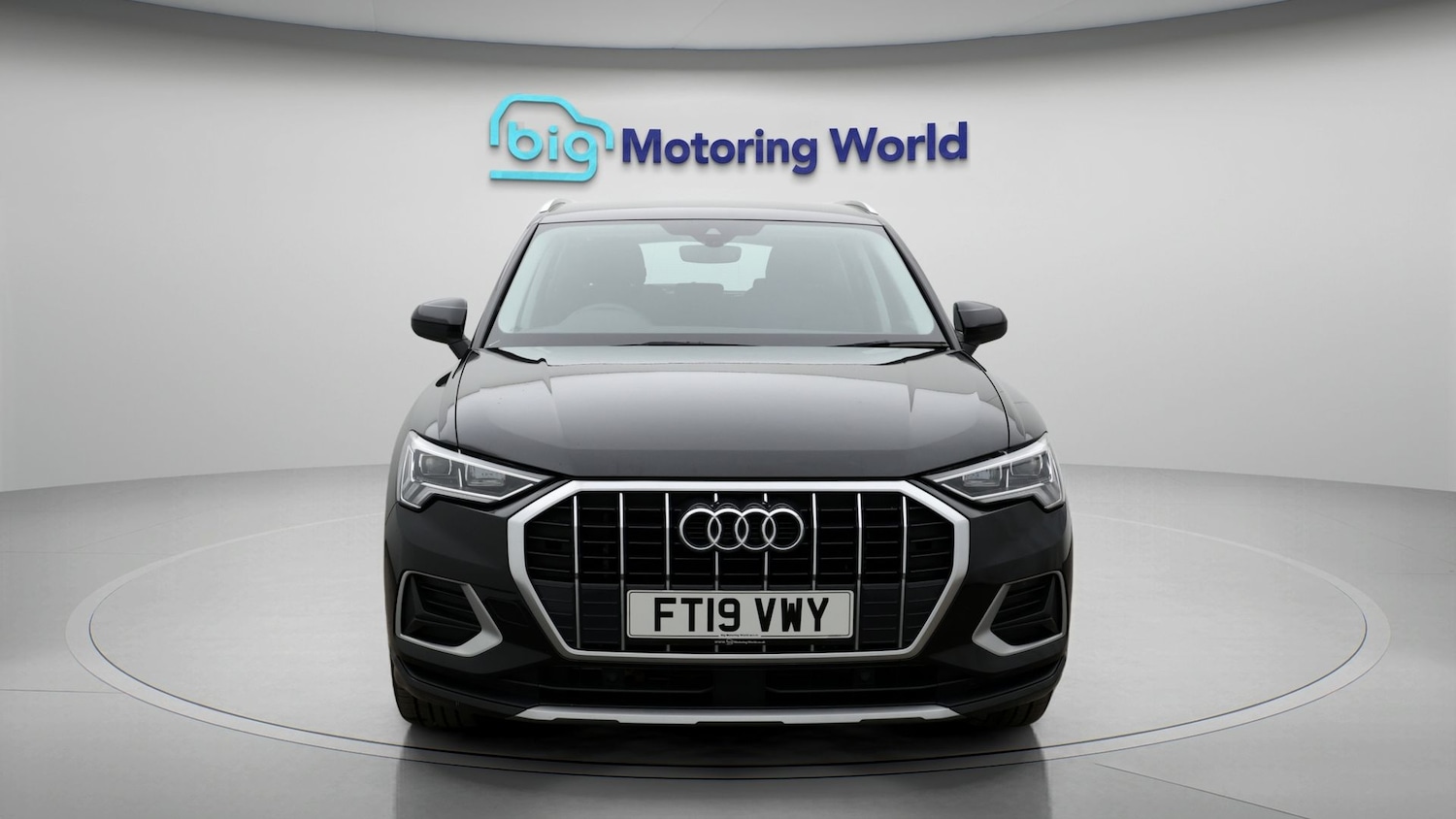 Used Audi Q3 for sale - 77337438: Photo 2