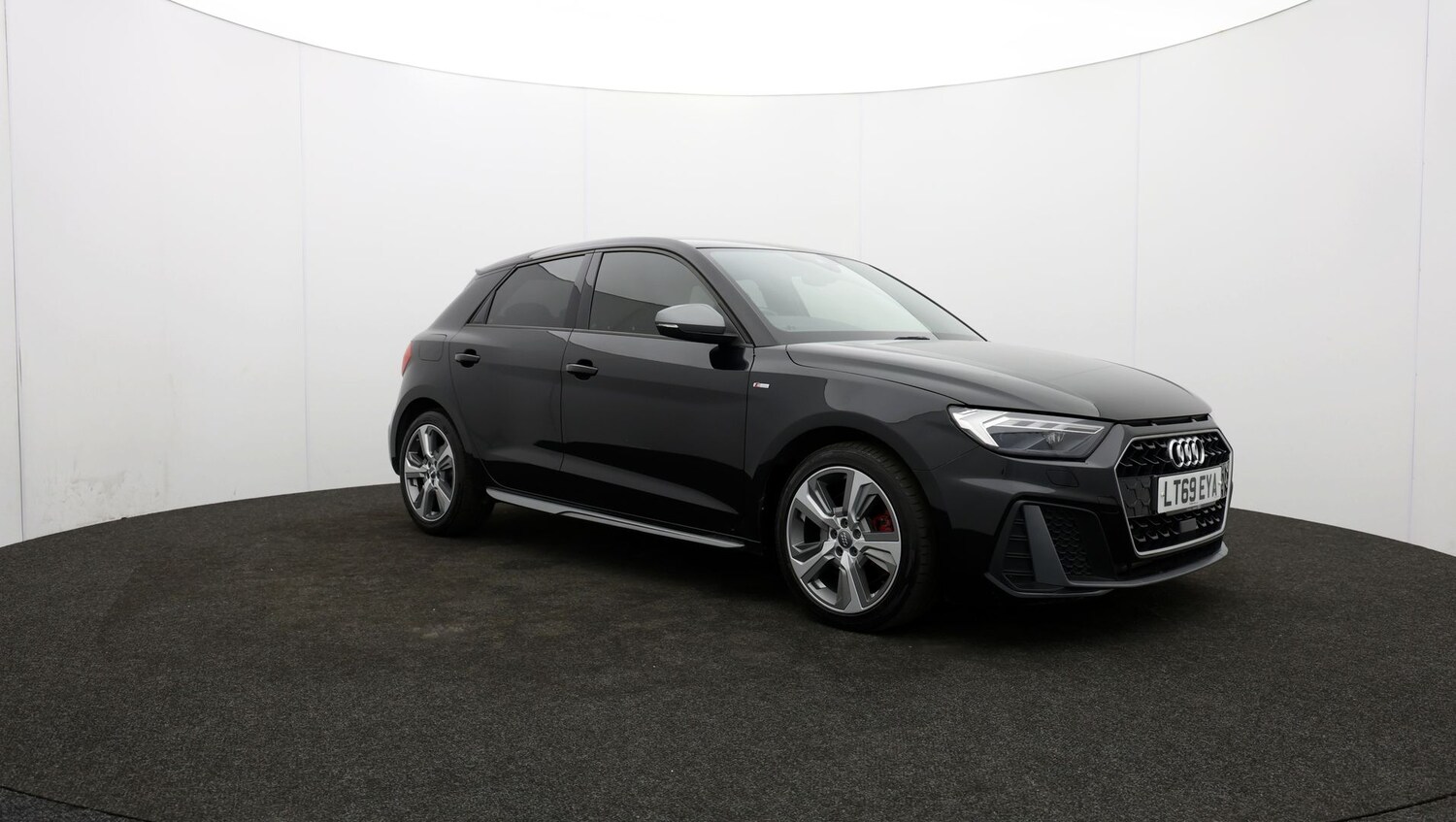 Used Audi A1 for sale - 76811420: Photo 42