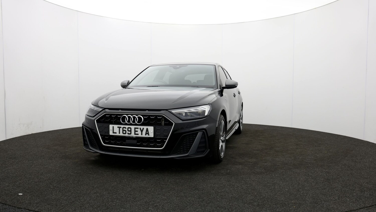 Used Audi A1 for sale - 76811420: Photo 52