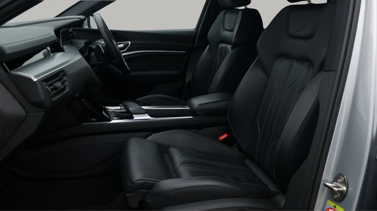 Used Audi e-tron 2022 for sale - 77563549: Photo 14