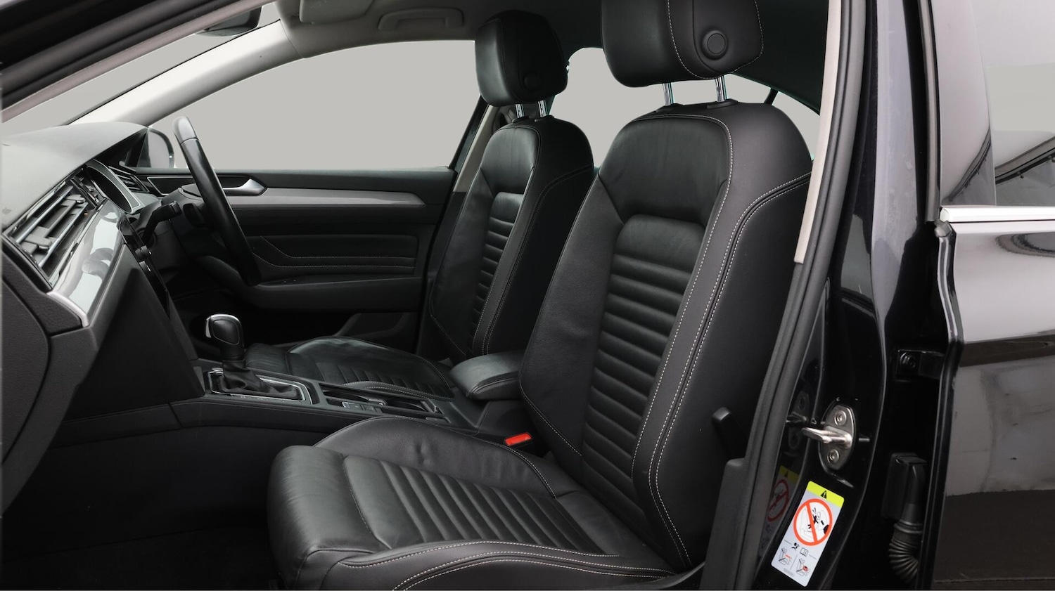 Used Volkswagen Passat 2022 for sale - 76634208: Photo 15