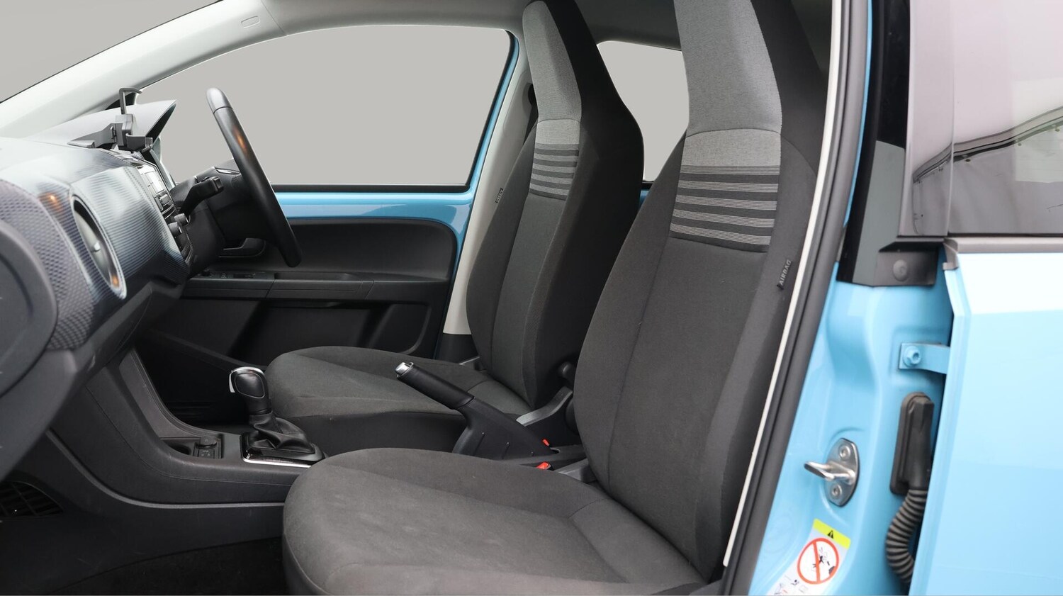 Used Volkswagen up! for sale - 76735233: Photo 15