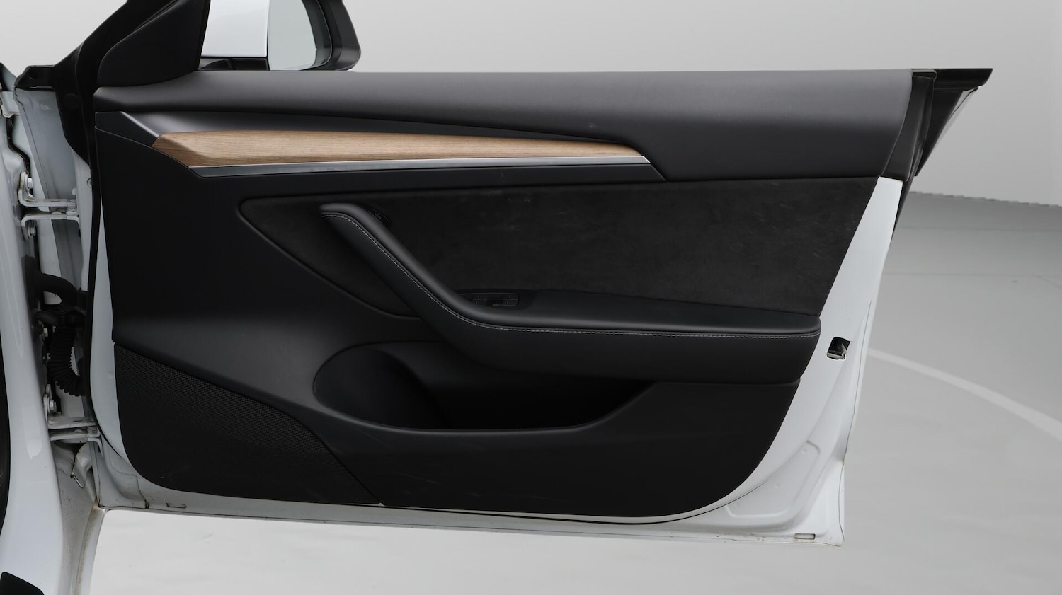 Used Tesla Model 3 for sale - 76727330: Photo 16