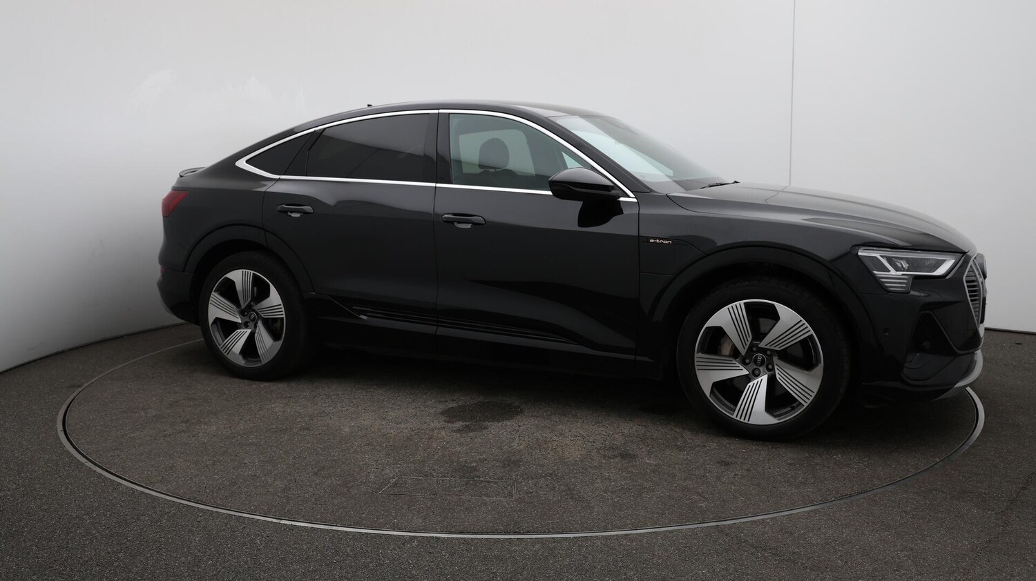 Used Audi e-tron 2022 for sale - 76060428: Photo 48