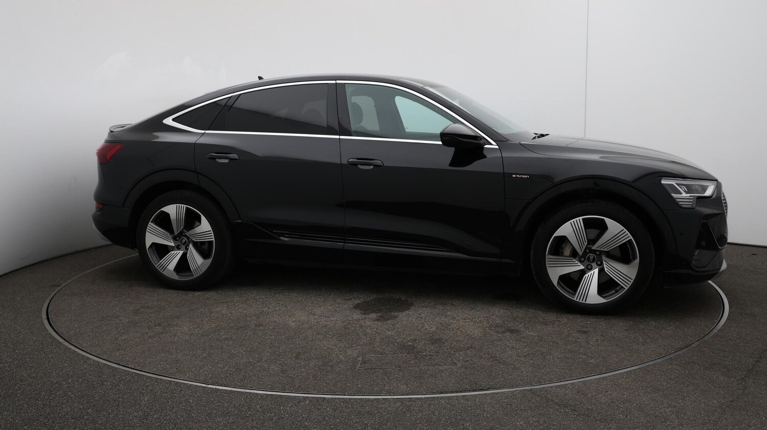 Used Audi e-tron 2022 for sale - 76060428: Photo 50
