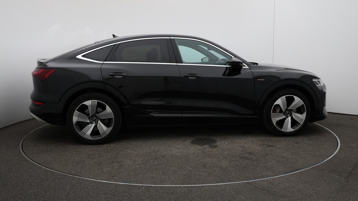 Used Audi e-tron 2022 for sale - 76060428: Photo 52