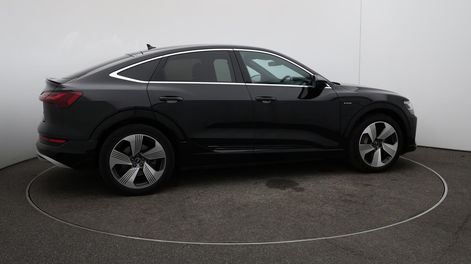 Used Audi e-tron 2022 for sale - 76060428: Photo 53