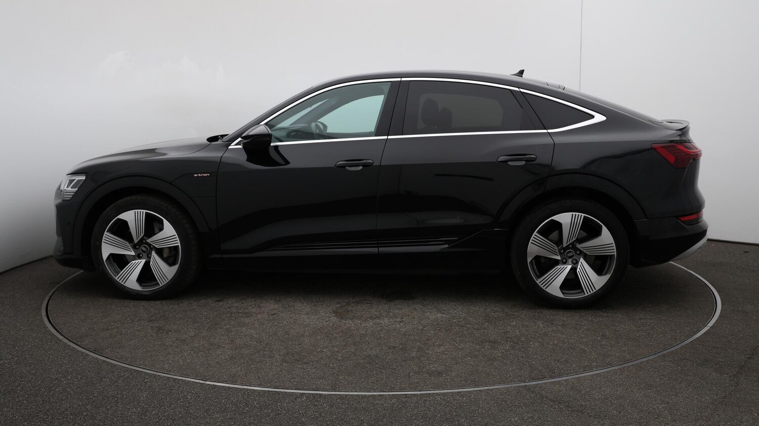 Used Audi e-tron 2022 for sale - 76060428: Photo 66