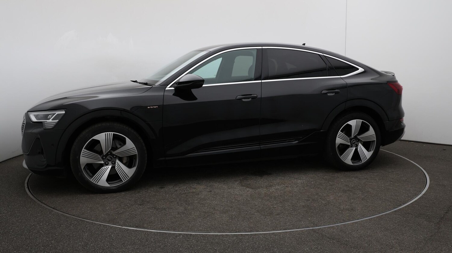 Used Audi e-tron 2022 for sale - 76060428: Photo 68