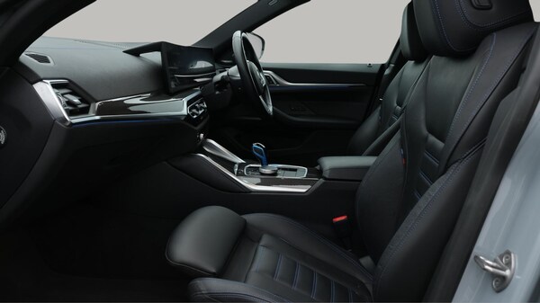 Used BMW i4 2022 for sale - 76327247: Photo 15