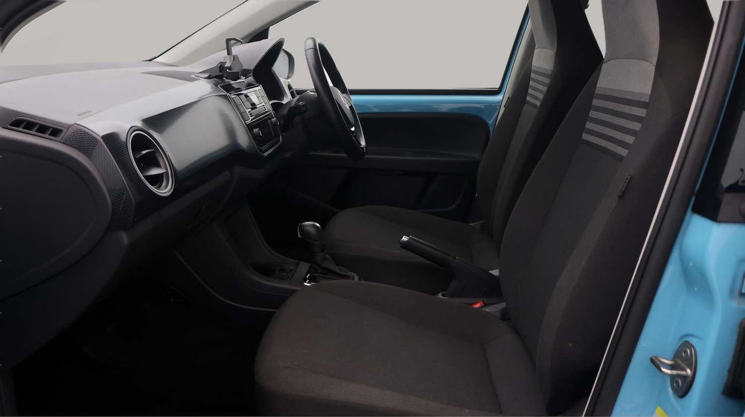 Used Volkswagen up! 2021 for sale - 77392517: Photo 14